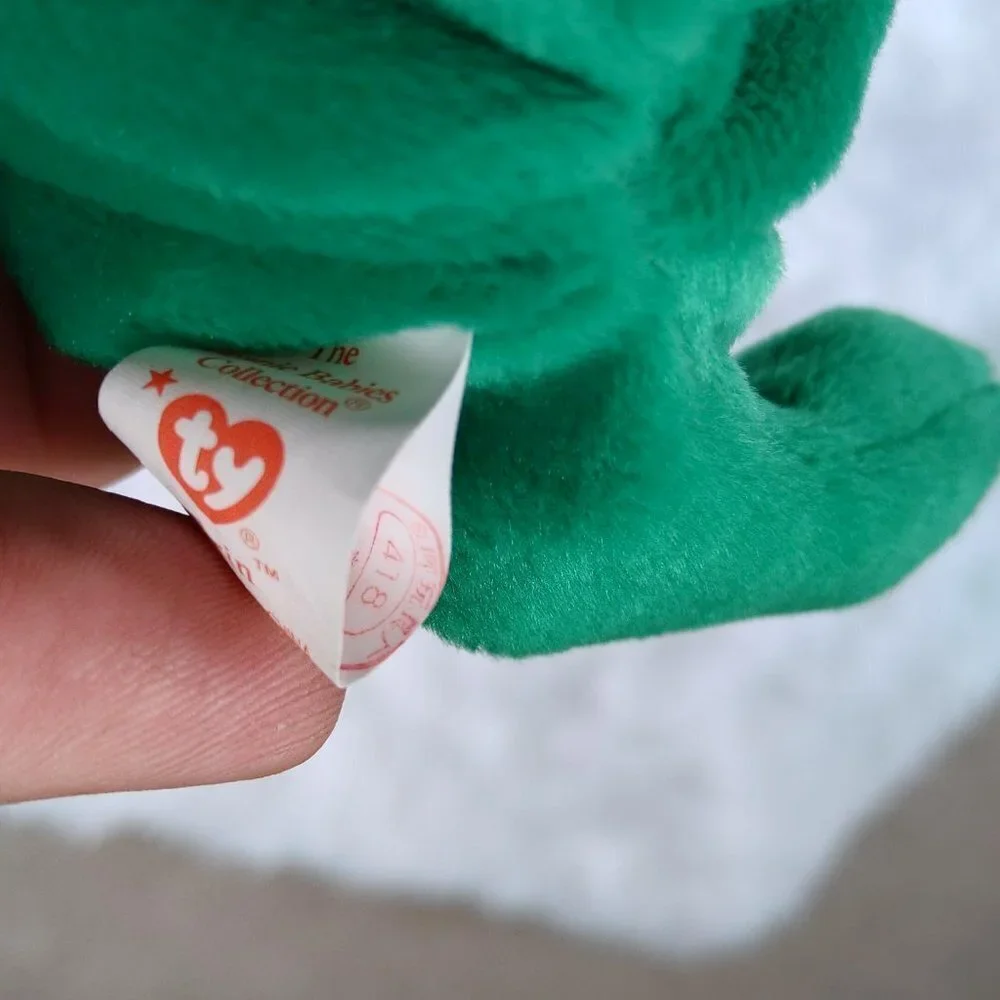 Ty Beanie Baby Erin the Bear 1997 Retired Collectible Tag With Errors & RARE